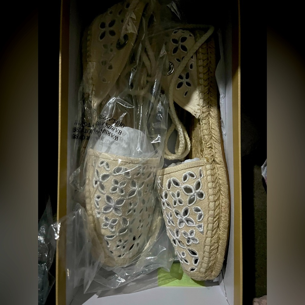 Shoes espadrilles - Picture 3 of 7